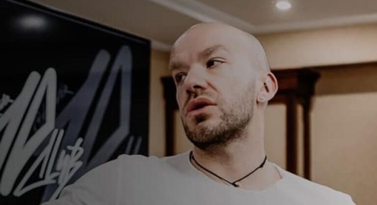 Почему логан умер
