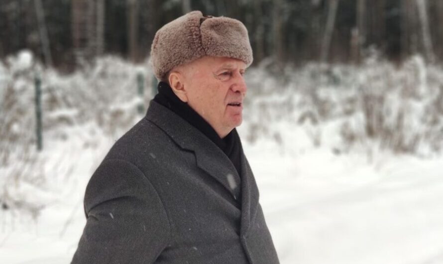 Жириновский умер или жив